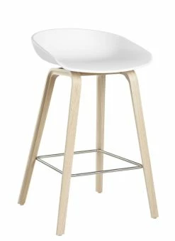 About A Stool AAS 32 Bar Stool - H 65 Cm - Plastic & Wood Legs - Hay