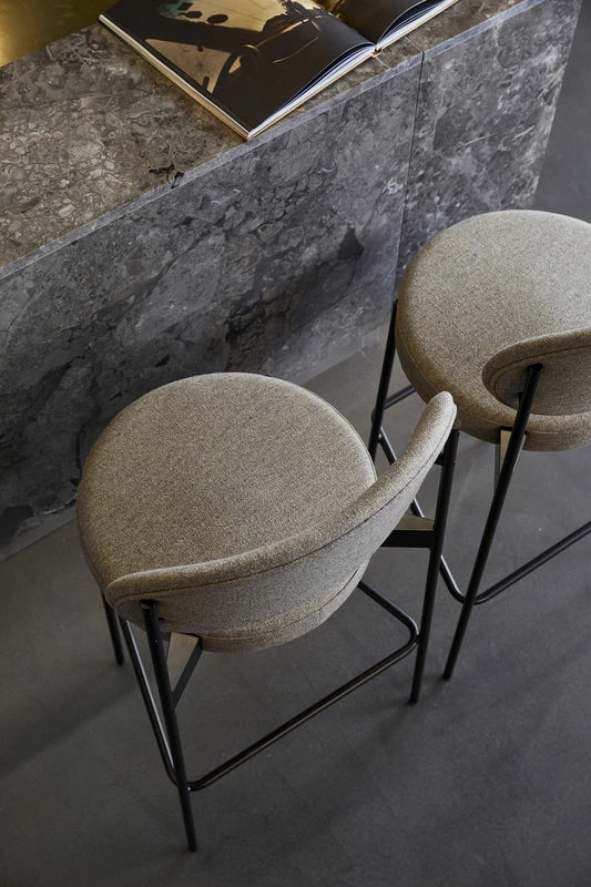 Series 430 Bar Stool - / Rembourré - Tissu - H 75 Cm - Verpan 5 Series 430 Bar Stool - / Rembourré - Tissu - H 75 Cm - Verpan - Image 3