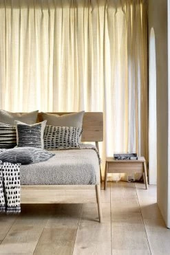 Air Bedside Table - / Solid Oak - 1 Drawer - Ethnicraft -Coffee Tables Sales Shop bedside table air oak madeindesign 349883 product800