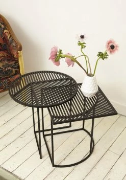 Iso-A Coffee Table - Petite Friture -Coffee Tables Sales Shop coffee table iso a black madeindesign 216247 product800