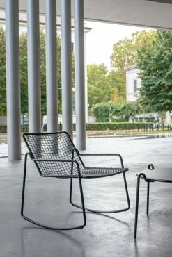 Rio R50 Coffee Table - / Ø 104 Cm - Metal - Emu -Coffee Tables Sales Shop coffee table rio r50 antique iron madeindesign 338399 product800