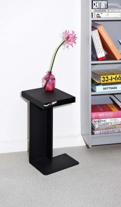 Radar End Table - / H 55 Cm - Metal - Nomess -Coffee Tables Sales Shop end table radar pink madeindesign 287366 product800