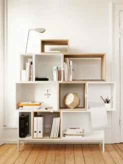 Stacked 2.0 Shelf - / Medium Carré 43x43 Cm / Sans Fond - Muuto -Coffee Tables Sales Shop shelf stacked 2 0 light grey madeindesign 303921 product800