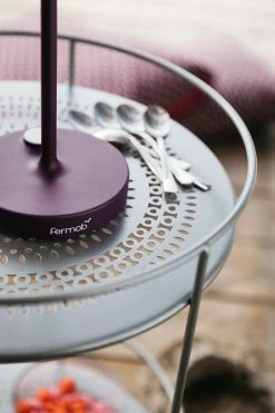 Guinguette Small Table - / Ø 40 X H 61 Cm - Fermob 11 Guinguette Small Table - / Ø 40 X H 61 Cm - Fermob -Coffee Tables Sales Shop small table guinguette carbon madeindesign 313080 product800