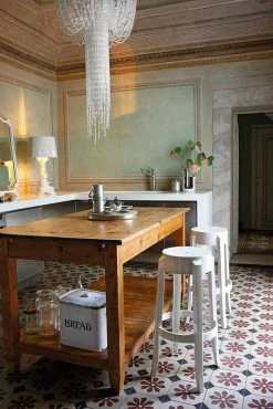 Charles Ghost Stackable Bar Stool - / H 75 Cm - Polycarbonate - Kartell -Coffee Tables Sales Shop stackable bar stool charles ghost powder blue madeindesign 364931 product800