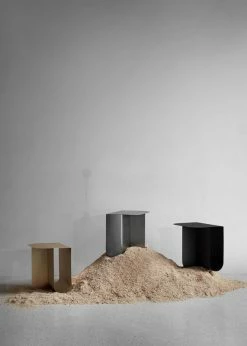 Mass End Table - / 40 X 30 Cm - Metal / Built-in Magazine Rack - Northern -Coffee Tables Sales Shop table d appoint mass acier brosse madeindesign 351724 product800